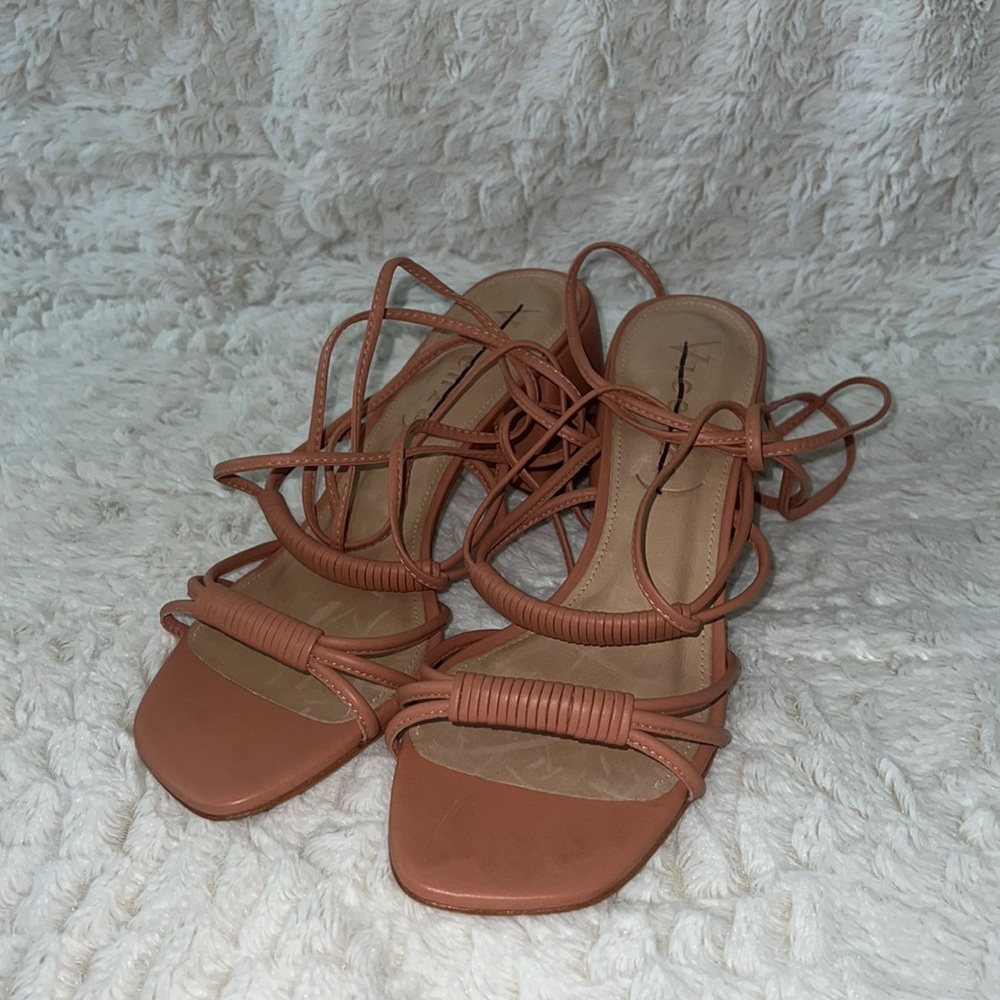 Sandal